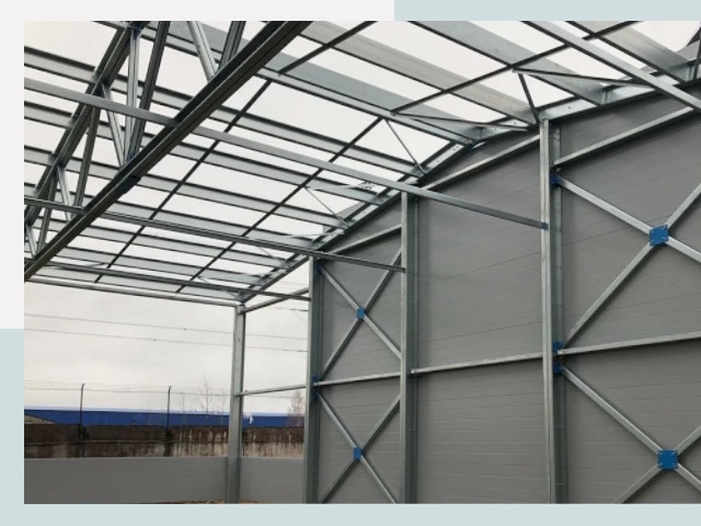 Каркасные ангары от СтальСтрой-Лнн по цене от 613 руб.