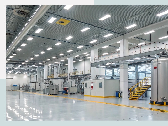 Освещение ангаров в Ленинске-Кузнецком от 613 руб. - Эффективные решения